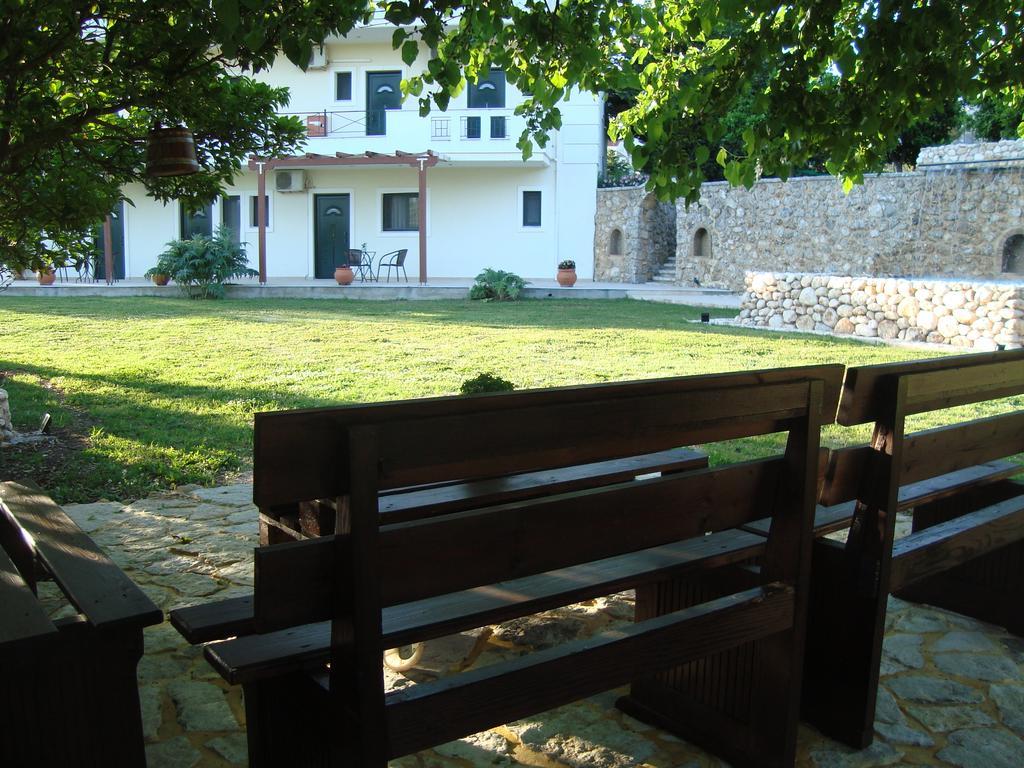 Appartement Kourtis à Paramythiá Extérieur photo